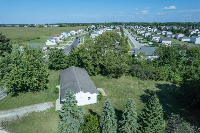 392 Hickory Lane, Washington Court House, OH 43160