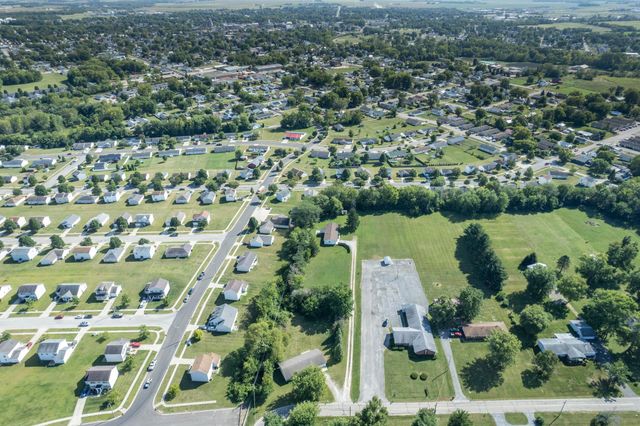 392 Hickory Lane, Washington Court House, OH 43160