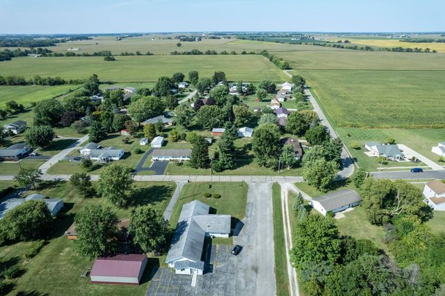 392 Hickory Lane, Washington Court House, OH 43160