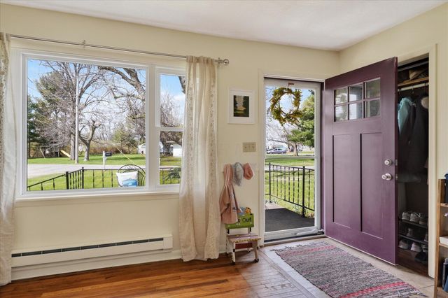 392 Hickory Lane, Washington Court House, OH 43160