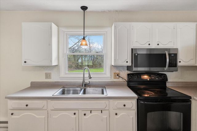 392 Hickory Lane, Washington Court House, OH 43160