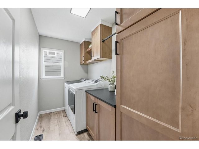 9387 Wolfe Dr, Highlands Ranch, CO 80129