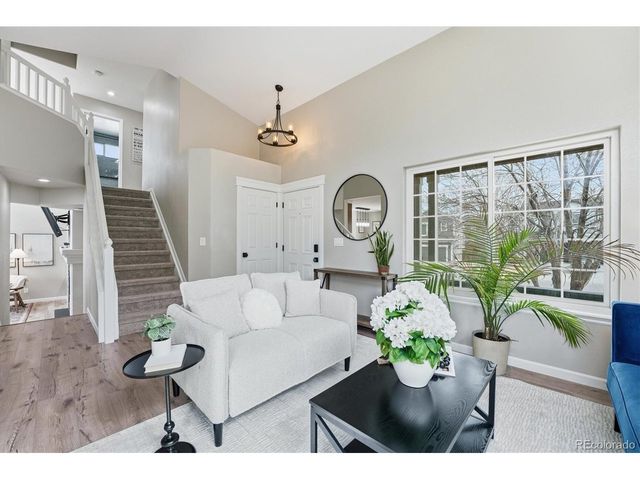 9387 Wolfe Dr, Highlands Ranch, CO 80129