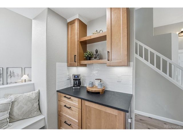 9387 Wolfe Dr, Highlands Ranch, CO 80129