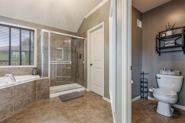 1222 Wiltshire Boulevard, Raymore, MO 64083