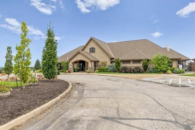 1222 Wiltshire Boulevard, Raymore, MO 64083