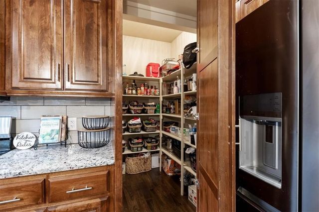 1222 Wiltshire Boulevard, Raymore, MO 64083