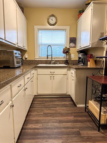 6870 14th Ave, Sacramento, CA 95820