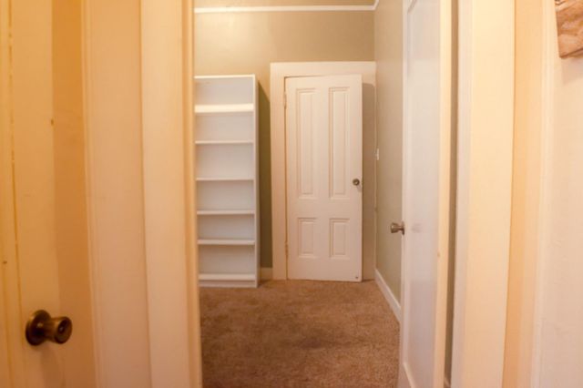 6870 14th Ave, Sacramento, CA 95820