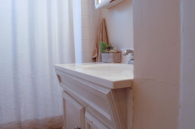 6870 14th Ave, Sacramento, CA 95820