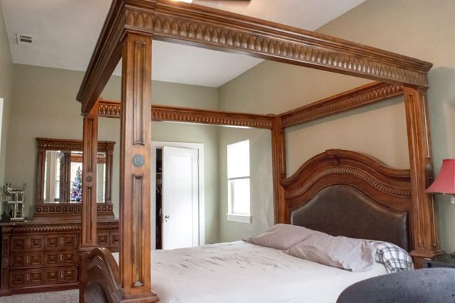 6870 14th Ave, Sacramento, CA 95820