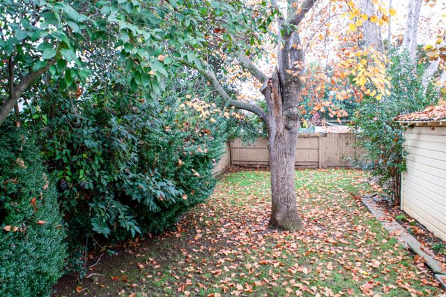 6870 14th Ave, Sacramento, CA 95820