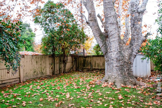 6870 14th Ave, Sacramento, CA 95820