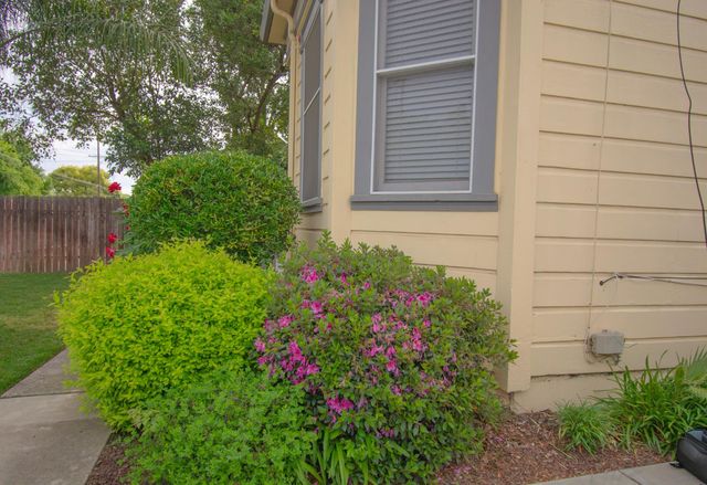 6870 14th Ave, Sacramento, CA 95820