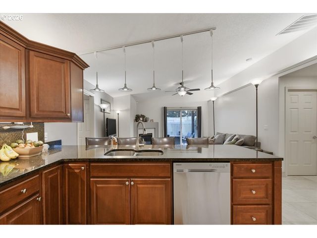 9114 Ne 90TH Pl, Vancouver, WA 98662