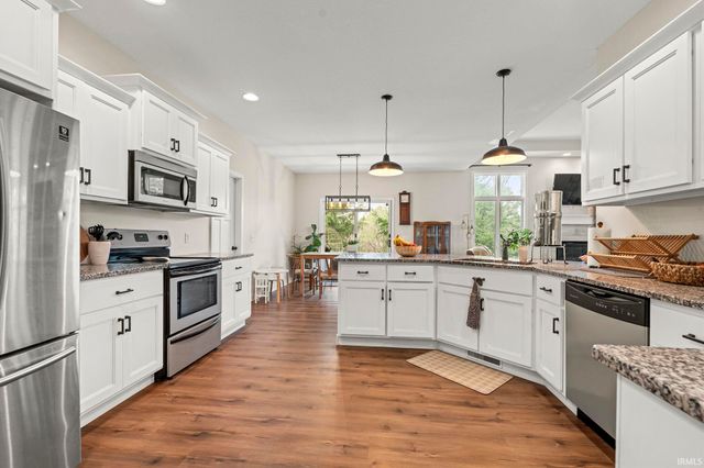 1694 Shavono Cove, Fort Wayne, IN 46845