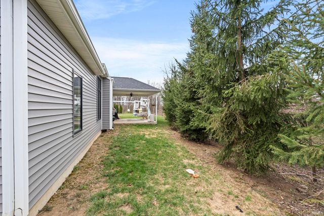 1694 Shavono Cove, Fort Wayne, IN 46845