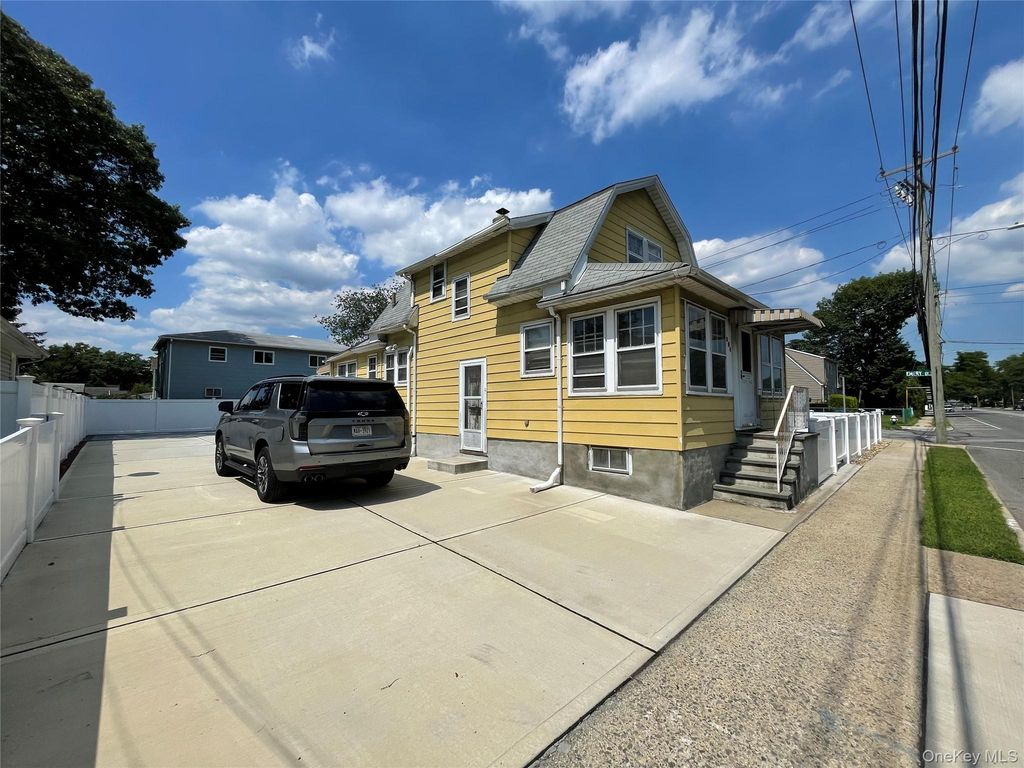 404 Baldwin Road, Hempstead, NY 11550 — photo 2