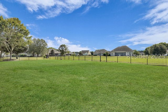 18 Bainbridge Way, Bluffton, SC 29910