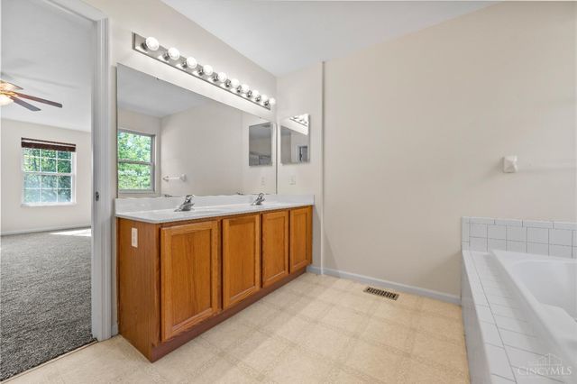 1770 Riverwood Trail, Deerfield Twp., OH 45034