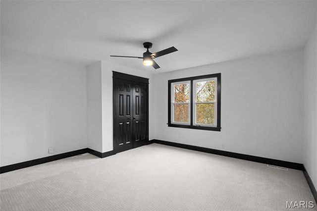 849 Bluespring Lane, Frontenac, MO 63131