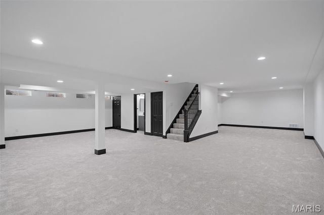 849 Bluespring Lane, Frontenac, MO 63131