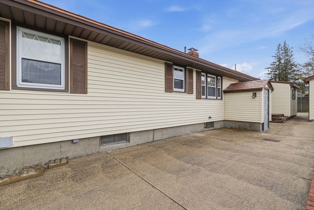 10 Deluca Road, Milford, MA 01757