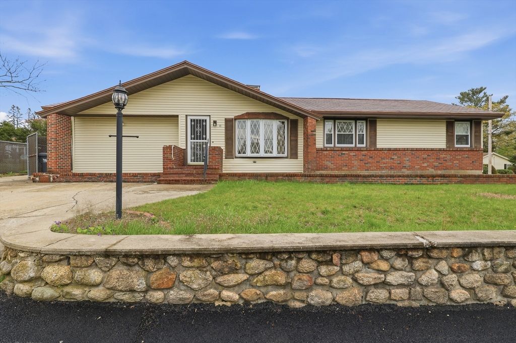 10 Deluca Road, Milford, MA 01757