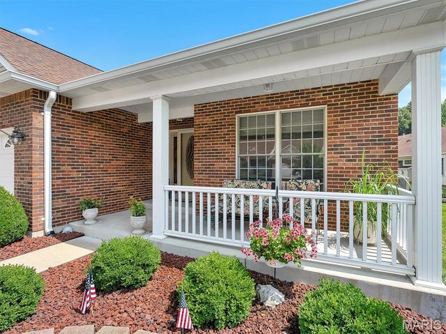 5512 Heather Bluff Court, St Louis, MO 63128