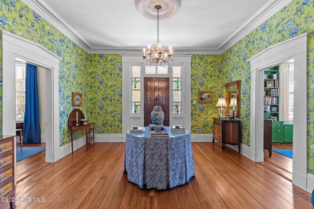 301 E Bay Street, Saint James, NC 28461