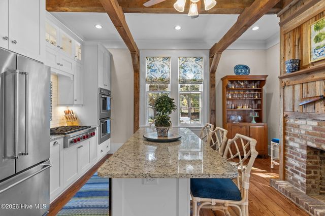 301 E Bay Street, Saint James, NC 28461