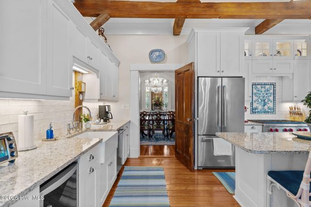 301 E Bay Street, Saint James, NC 28461