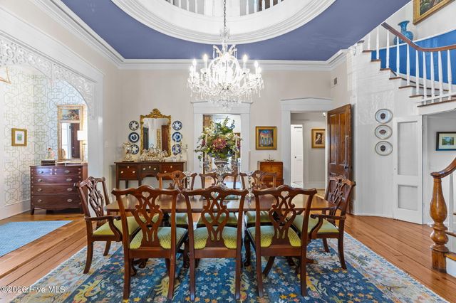 301 E Bay Street, Saint James, NC 28461