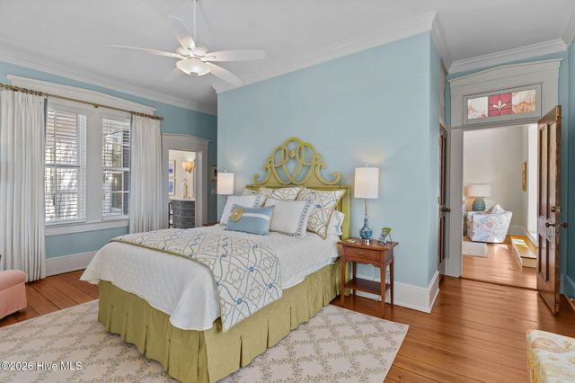 301 E Bay Street, Saint James, NC 28461