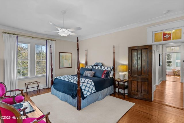 301 E Bay Street, Saint James, NC 28461