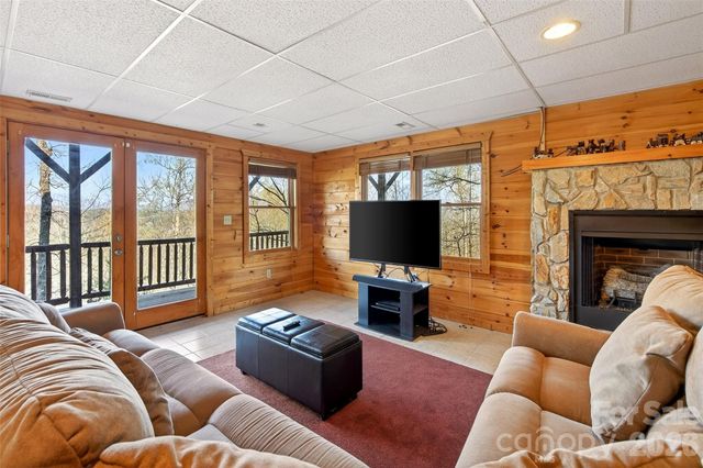398 Waterfall Drive, Marion, NC 28752