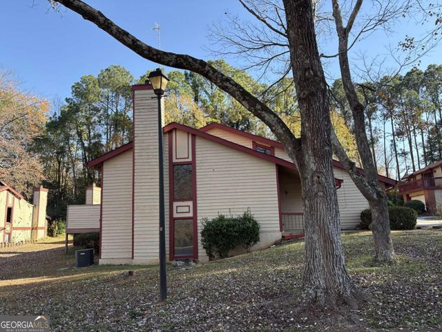 1121 Village Main Street, Stone Mountain, GA 30088