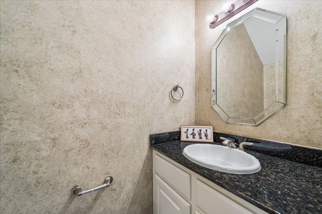 1950 Gentryside Drive, Houston, TX 77077