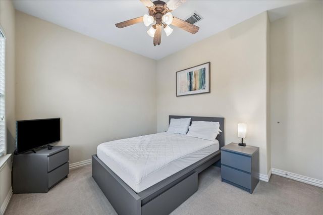 1950 Gentryside Drive, Houston, TX 77077