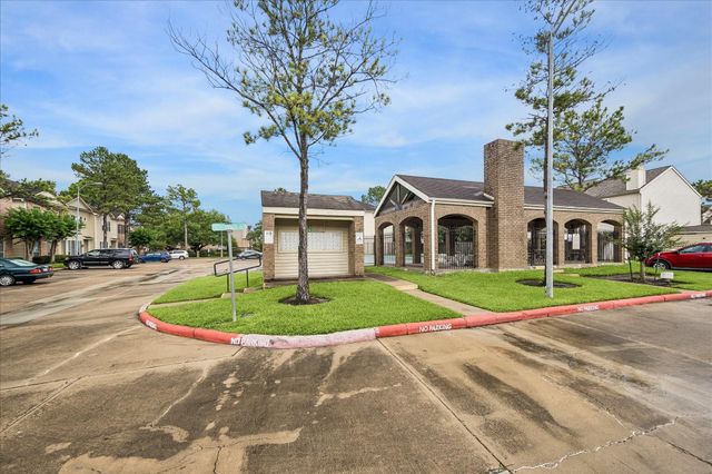 1950 Gentryside Drive, Houston, TX 77077