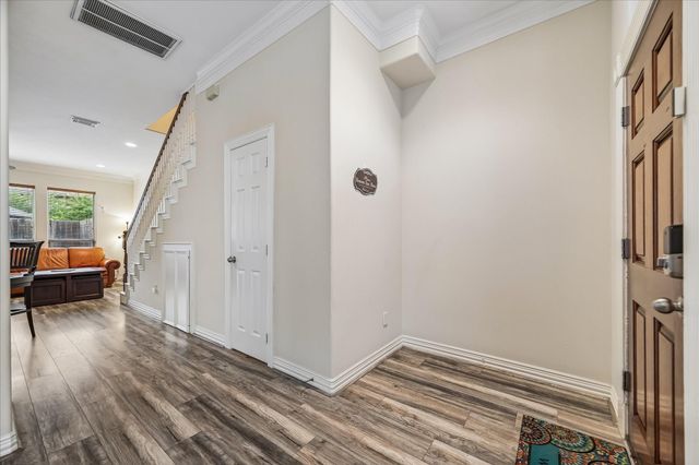 1950 Gentryside Drive, Houston, TX 77077