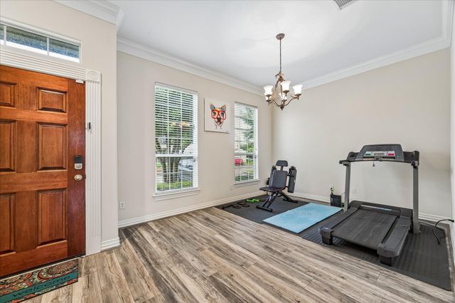 1950 Gentryside Drive, Houston, TX 77077