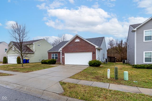5745 High Grass Lane, Indianapolis, IN 46235
