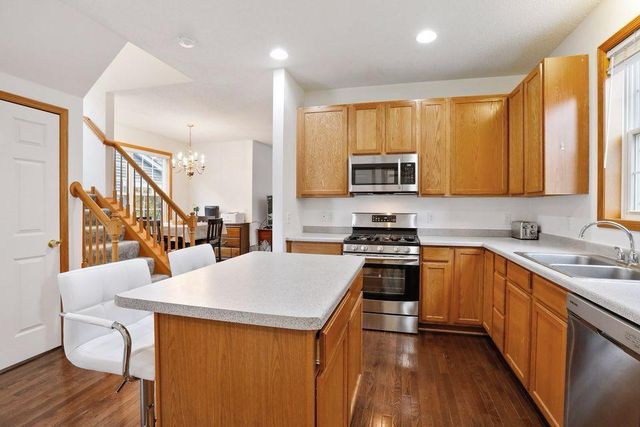 9769 Gable Drive, Eden Prairie, MN 55347