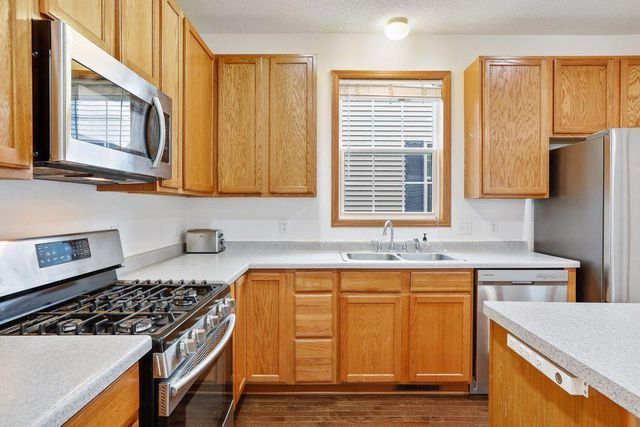9769 Gable Drive, Eden Prairie, MN 55347