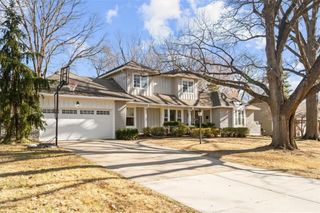 9105 El Monte Street, Prairie Village, KS 66207