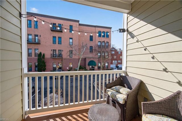 239 College PL, Norfolk, VA 23510