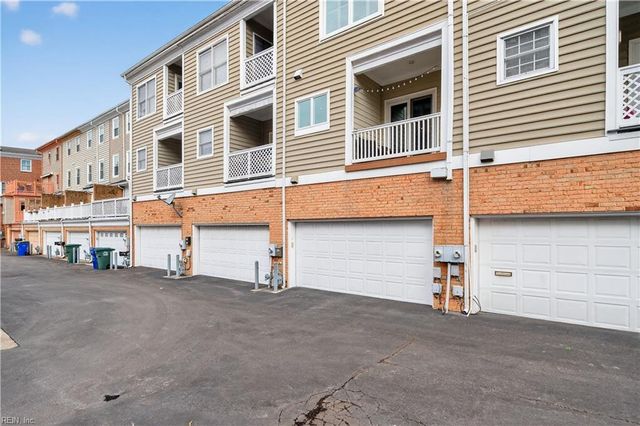 239 College PL, Norfolk, VA 23510