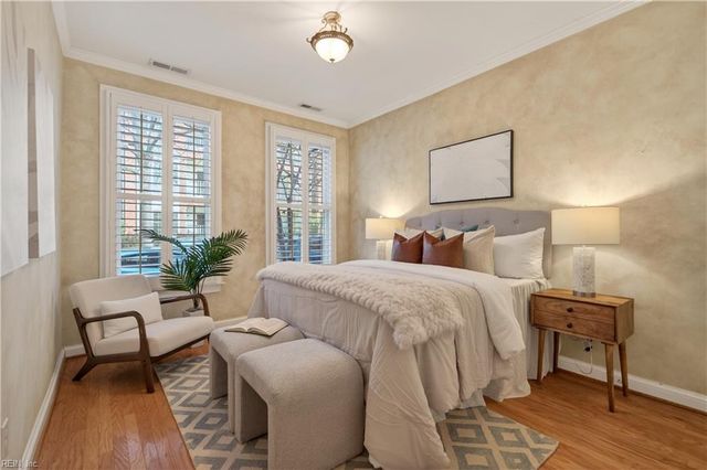 239 College PL, Norfolk, VA 23510