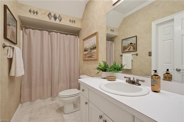 239 College PL, Norfolk, VA 23510